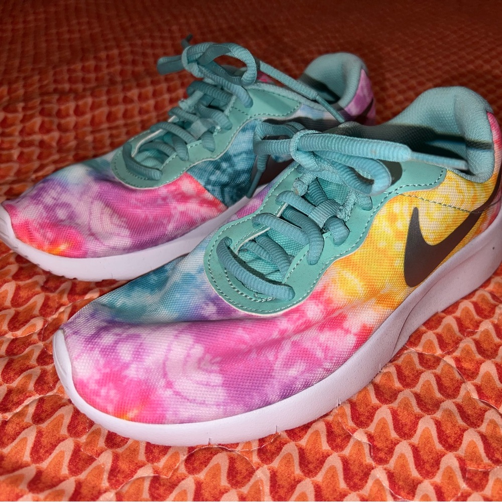 Kids Ti-dye Tanjun Nike Shoes